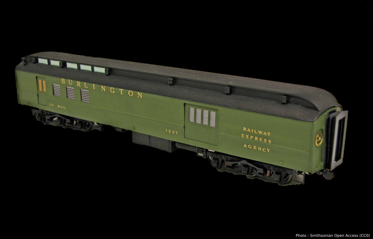 Burlington mail car model
