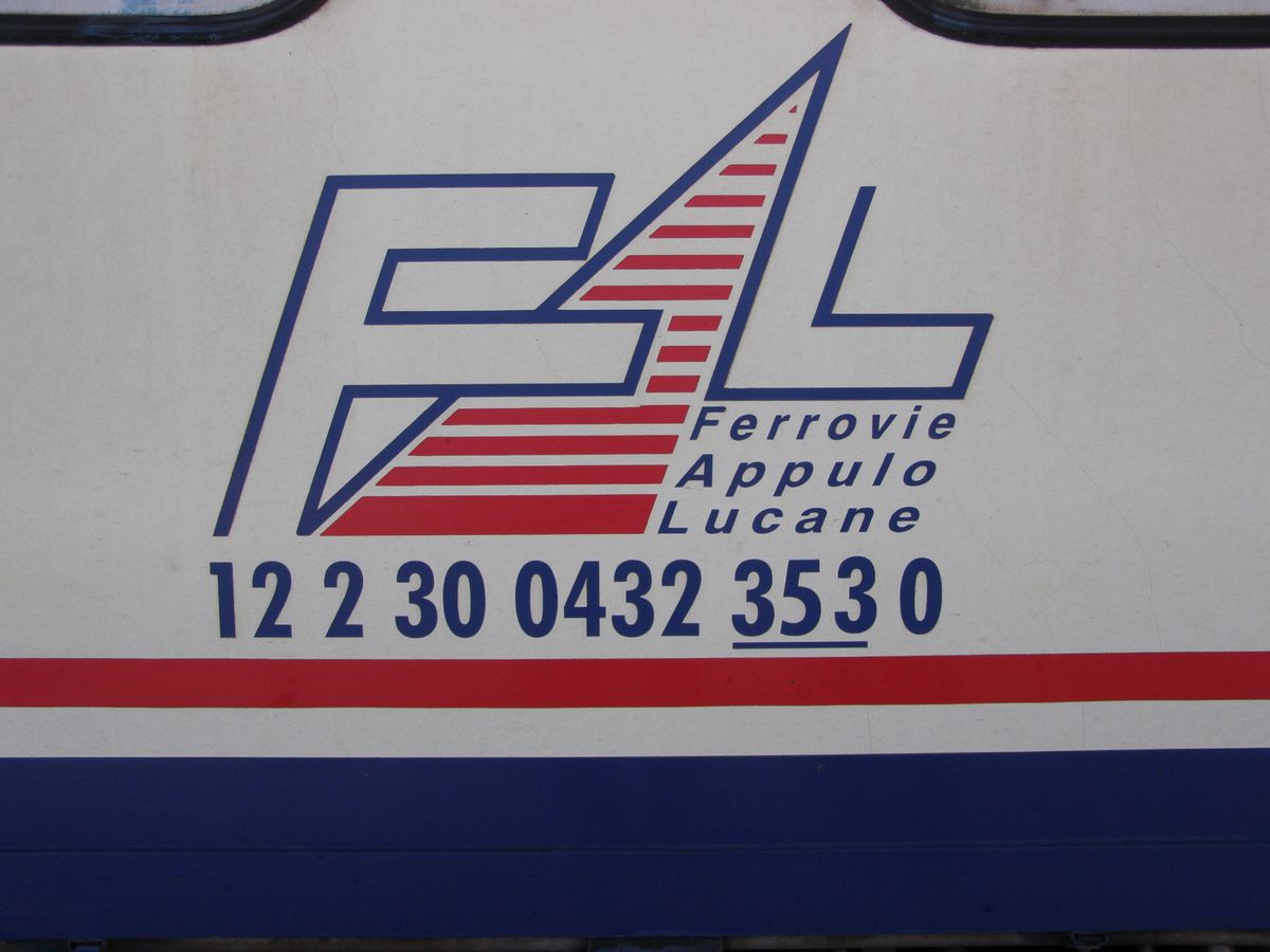 Logo vecchia livrea FAL