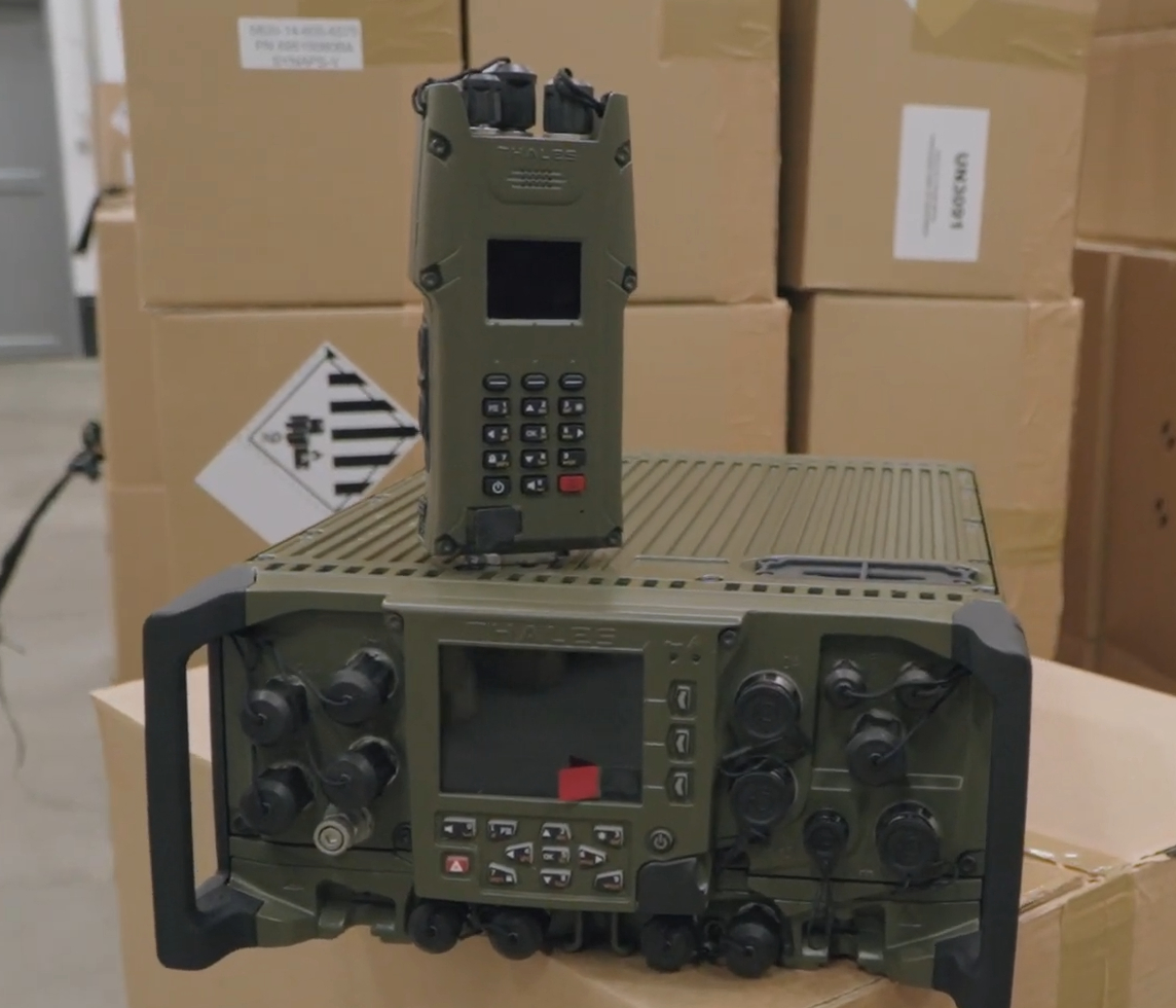 Thales CONTACT radio system (top) - Thales SYNAMPS SDR (bottom) - Belgian Army - Scorpion system