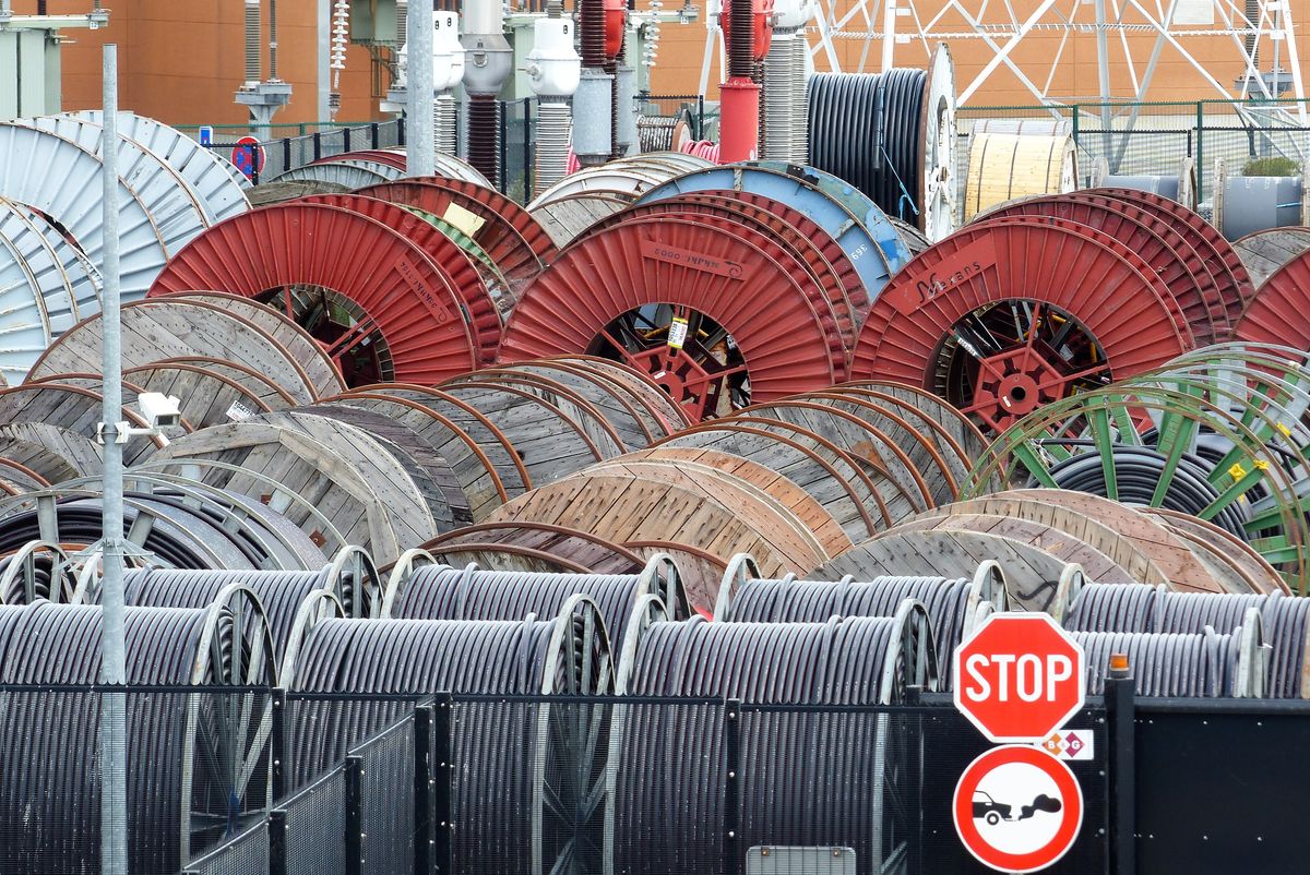 Evere - Brüssel - Elia - Energieversorgung - Hochspannung - Kabel 03
